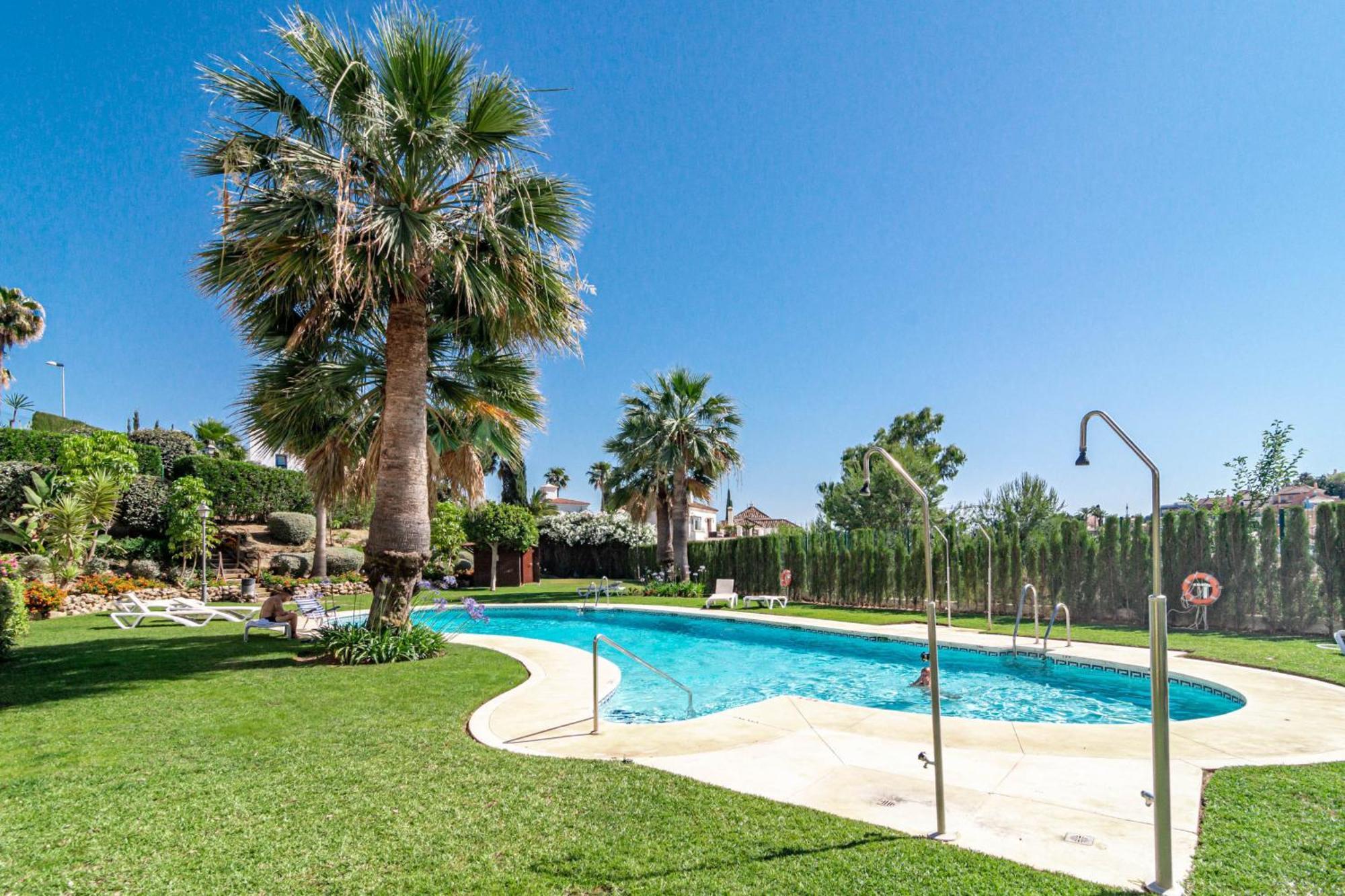 Apartamento Aloha Royal 19 Marbella Exterior foto